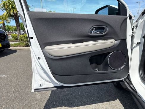 Certified 2022 Honda HR-V EX image 26