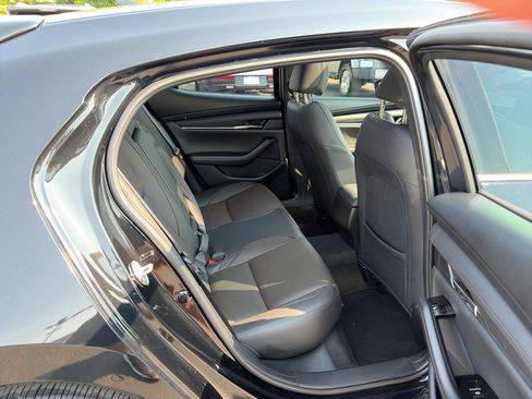 Used 2025 MAZDA MAZDA3 Hatchback w/Premium Plus Pkg AWD/4WD image 16