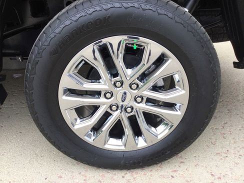 New 2025 Ford F150 Lariat w/ Equipment Group 501A Mid image 5