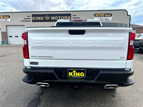 Used 2022 Chevrolet Silverado 1500 LT Trail Boss image 4