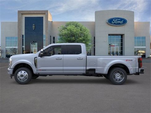 New 2026 Ford F450 Platinum w/ Platinum Plus Package image 3