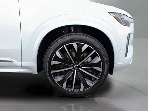 New 2026 Volvo XC90 B6 Ultra w/ Protection Package AWD/4WD image 9