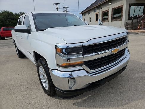 Used 2018 Chevrolet Silverado 1500 LT w/ All Star Edition AWD/4WD image 11