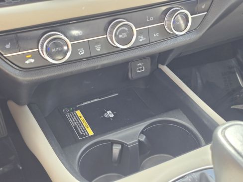 Certified 2023 Honda HR-V EX-L image 25