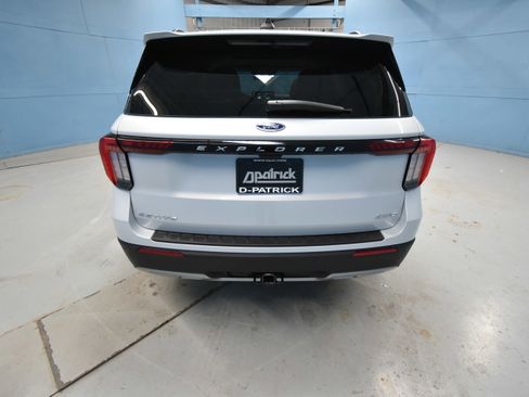 New 2026 Ford Explorer Active w/ Active Comfort Package image 31
