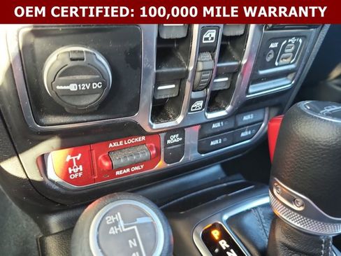Certified 2024 Jeep Gladiator Mojave w/ Convenience Group AWD/4WD image 33