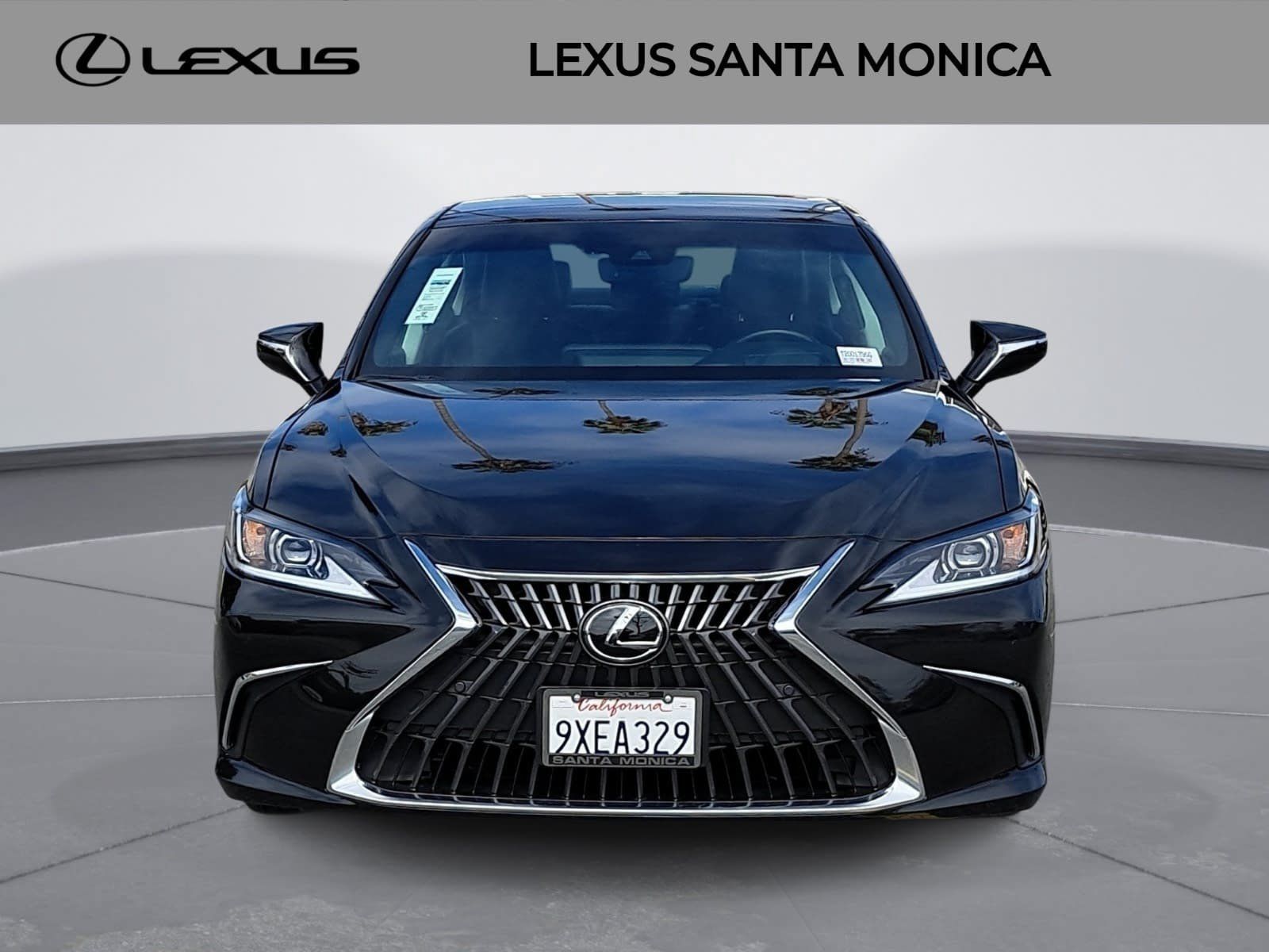 Used 2025 Lexus ES 350 w/ Premium Package FWD image 2