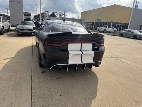 Used 2020 Dodge Charger R/T w/ Plus Group image 22