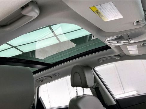 Used 2018 Hyundai Santa Fe AWD image 13