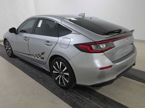 Used 2024 Honda Civic EX-L image 4