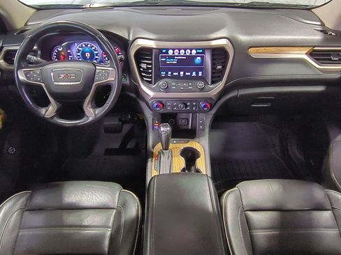 Used 2017 GMC Acadia Denali w/ Technology Package AWD/4WD image 15