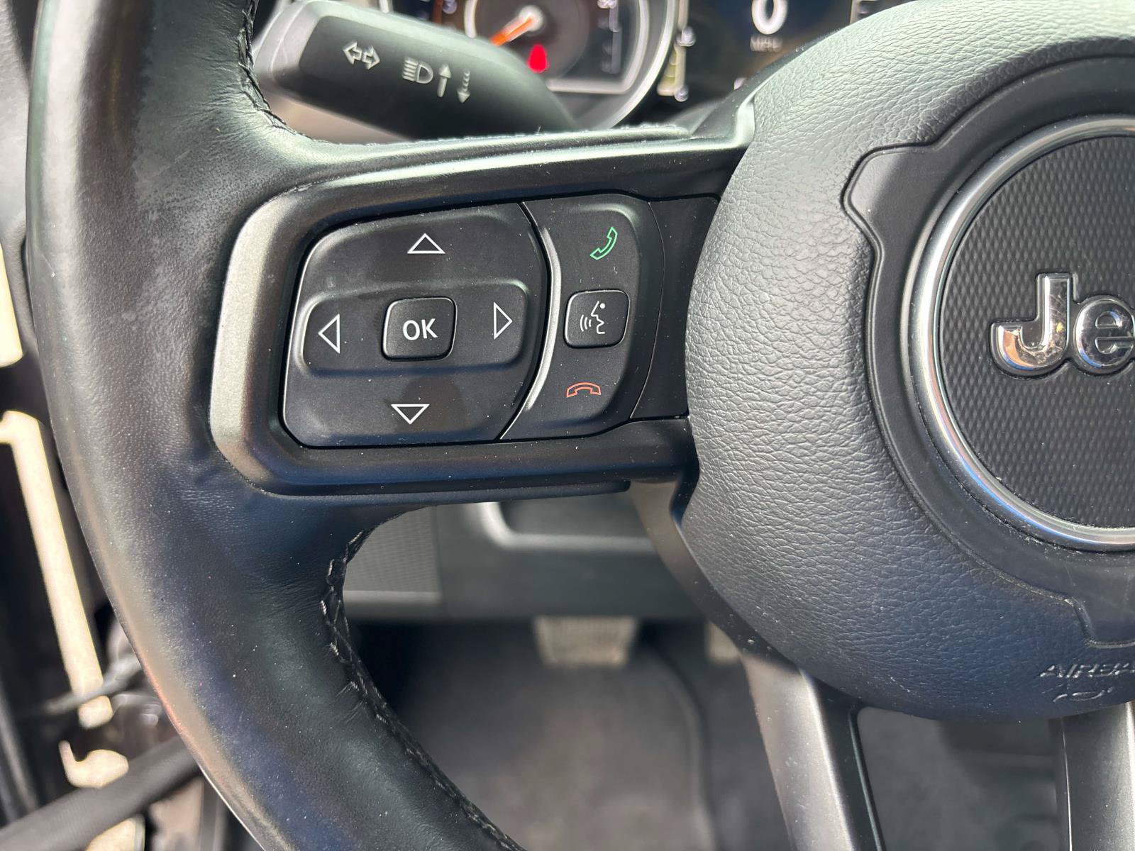 Used 2020 Jeep Wrangler Sport AWD/4WD image 13