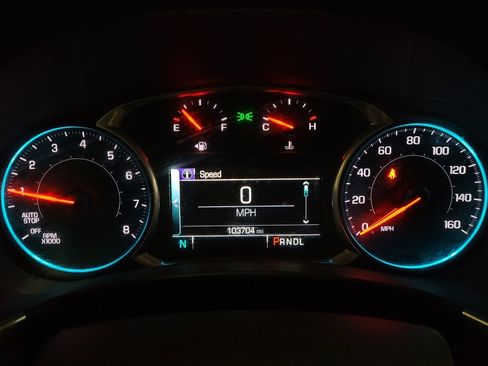 Used 2018 Chevrolet Equinox LT FWD image 23
