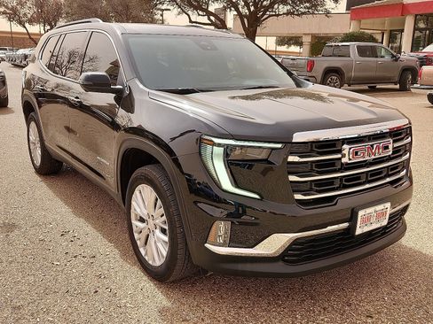 Used 2025 GMC Acadia Elevation w/ Elevation Premium Package image 6