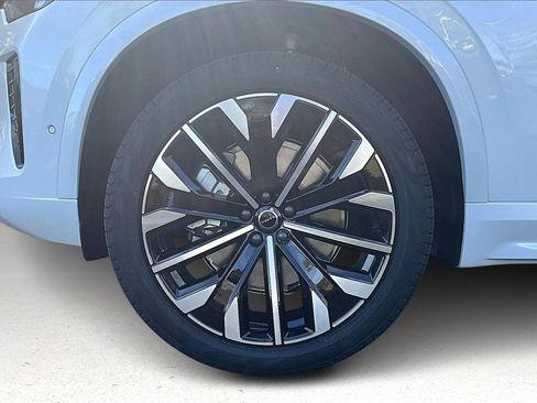 New 2026 Volvo XC90 B6 Ultra w/ Protection Package Premier image 13