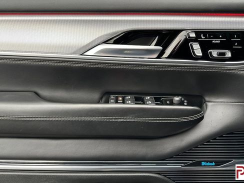 Used 2022 Jeep Grand Wagoneer Series I image 12