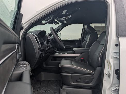 New 2026 RAM 3500 Laramie AWD/4WD image 5