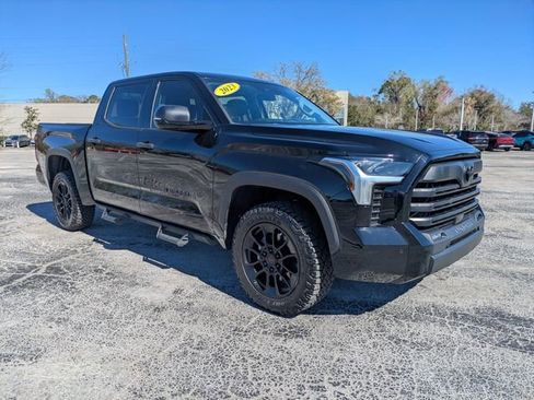 Used 2023 Toyota Tundra SR5 w/ SR5 Convenience Package AWD/4WD image 2