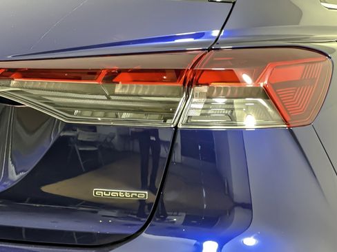 Used 2024 Audi Q4 e-tron Premium image 25