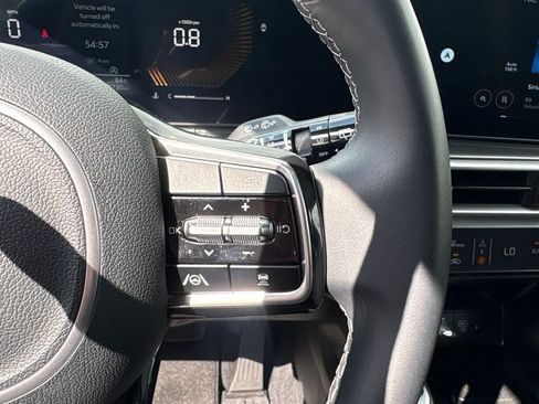 Used 2025 Kia Sorento EX w/ Panoramic Sunroof Package FWD image 23