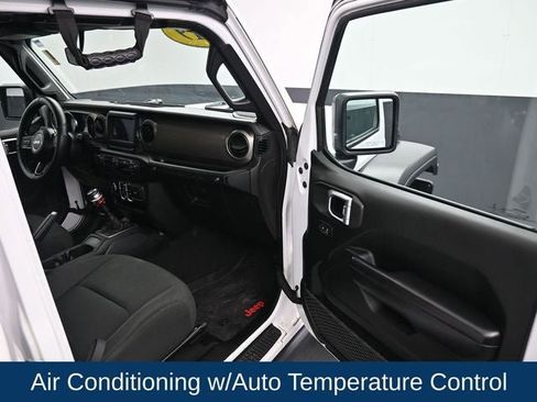 Used 2019 Jeep Wrangler Unlimited Sport S image 14