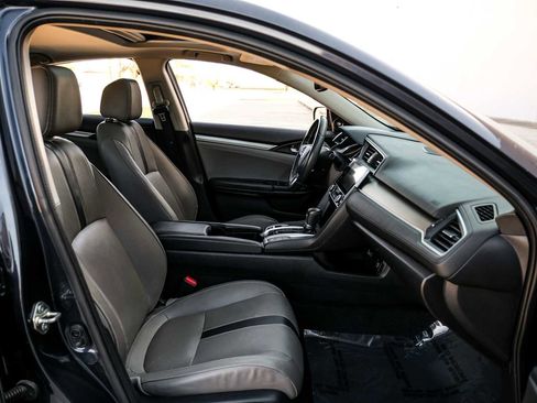 Used 2016 Honda Civic Touring image 35