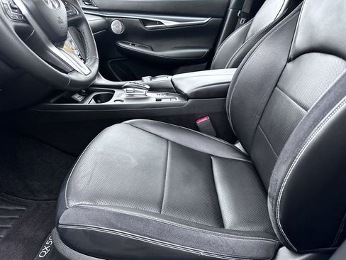 Certified 2023 INFINITI QX50 Sport image 19