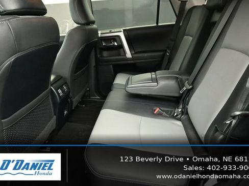 Used 2022 Toyota 4Runner SR5 Premium w/ Moonroof Package AWD/4WD image 36