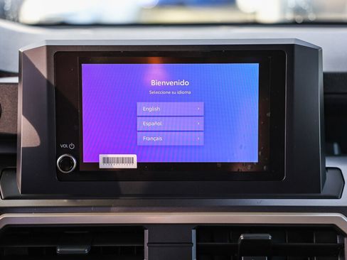 Certified 2025 Toyota Tacoma SR5 image 4