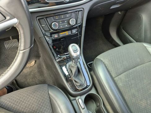 Used 2019 Buick Encore Preferred image 21