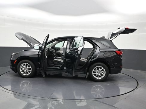 Used 2024 Chevrolet Equinox LS w/ Driver Confidence II Package FWD image 33