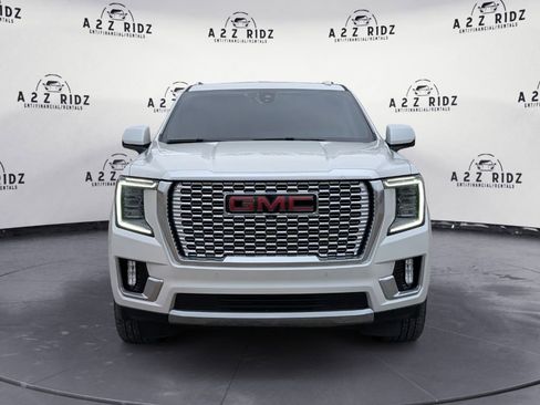 Used 2021 GMC Yukon Denali w/ Denali Premium Package image 2