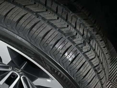 Certified 2022 Volkswagen Atlas SEL Premium image 34