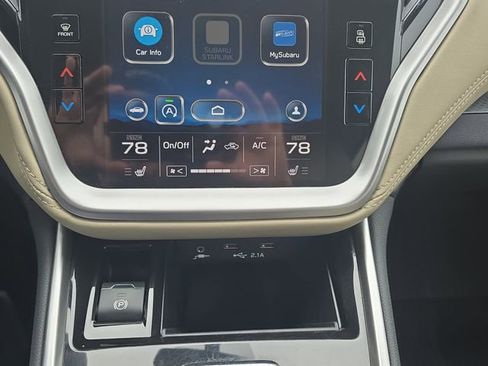 Used 2021 Subaru Outback Premium image 23