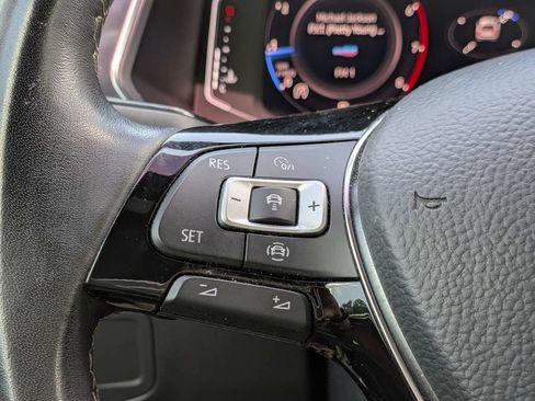 Used 2021 Volkswagen Tiguan SEL Premium R-Line AWD/4WD image 39