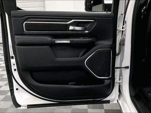 Used 2025 RAM 1500 Laramie AWD/4WD image 22