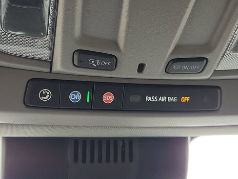 Used 2024 GMC Sierra 1500 SLT RWD image 19