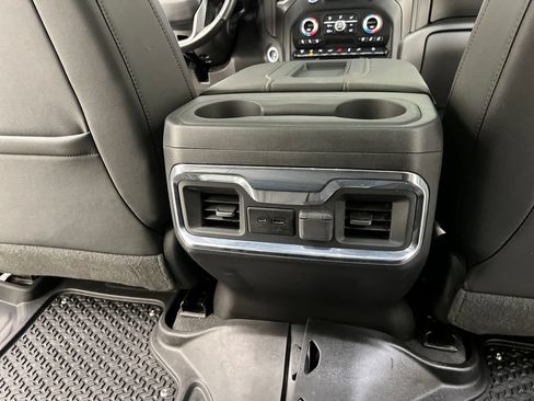 Used 2022 GMC Sierra 2500 AT4 w/ AT4 Preferred Package AWD/4WD image 28