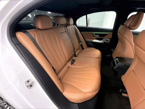 Used 2026 Mercedes-Benz E 350 Sedan image 17