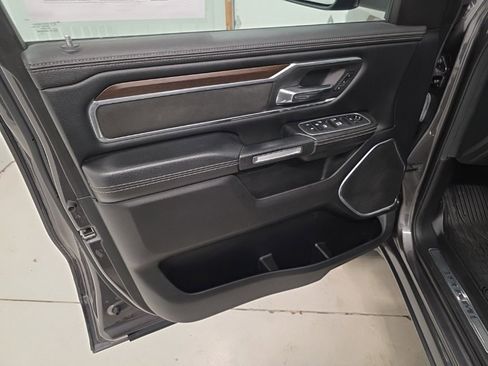 Used 2021 RAM 1500 Laramie image 12