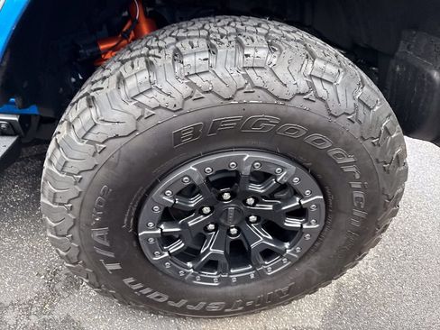 Used 2025 Ford Bronco Raptor AWD/4WD image 11