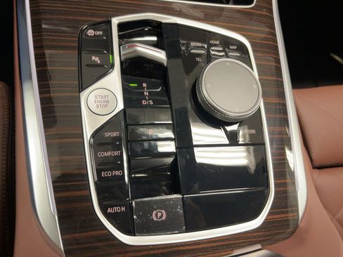 New 2026 BMW X5 sDrive40i w/ Climate Comfort Package image 18