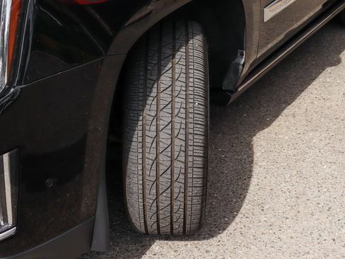 Used 2019 Cadillac Escalade Platinum image 54