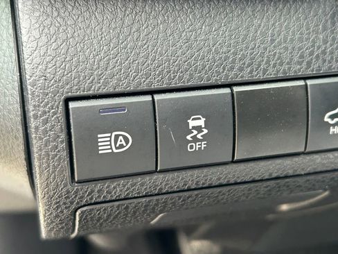 Certified 2024 Toyota Camry SE FWD image 22