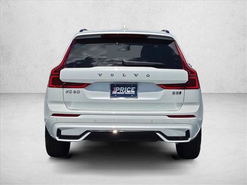Used 2026 Volvo XC60 B5 Core AWD/4WD image 7