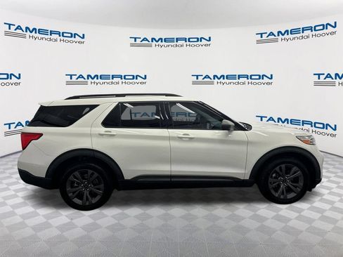 Used 2021 Ford Explorer XLT w/ Equipment Group 202A RWD image 6