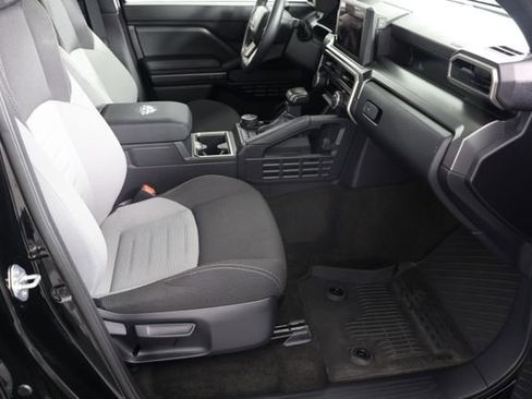 Used 2025 Toyota 4Runner TRD Off-Road image 23