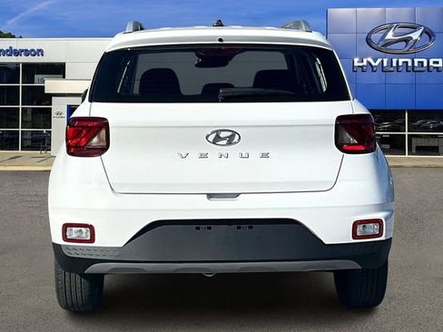 New 2026 Hyundai Venue SEL image 4