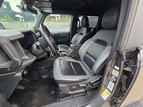 Used 2024 Ford Bronco Big Bend image 11