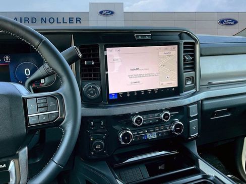 New 2026 Ford F250 Platinum AWD/4WD image 7